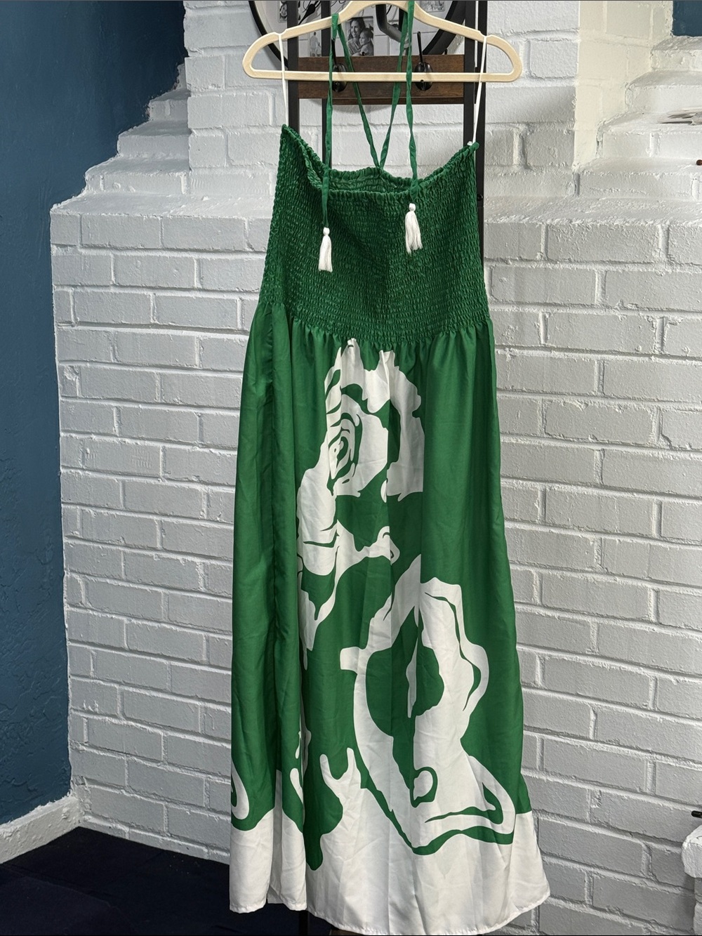 Green and White Floral Maxi Sundress - Picture 2 of 3